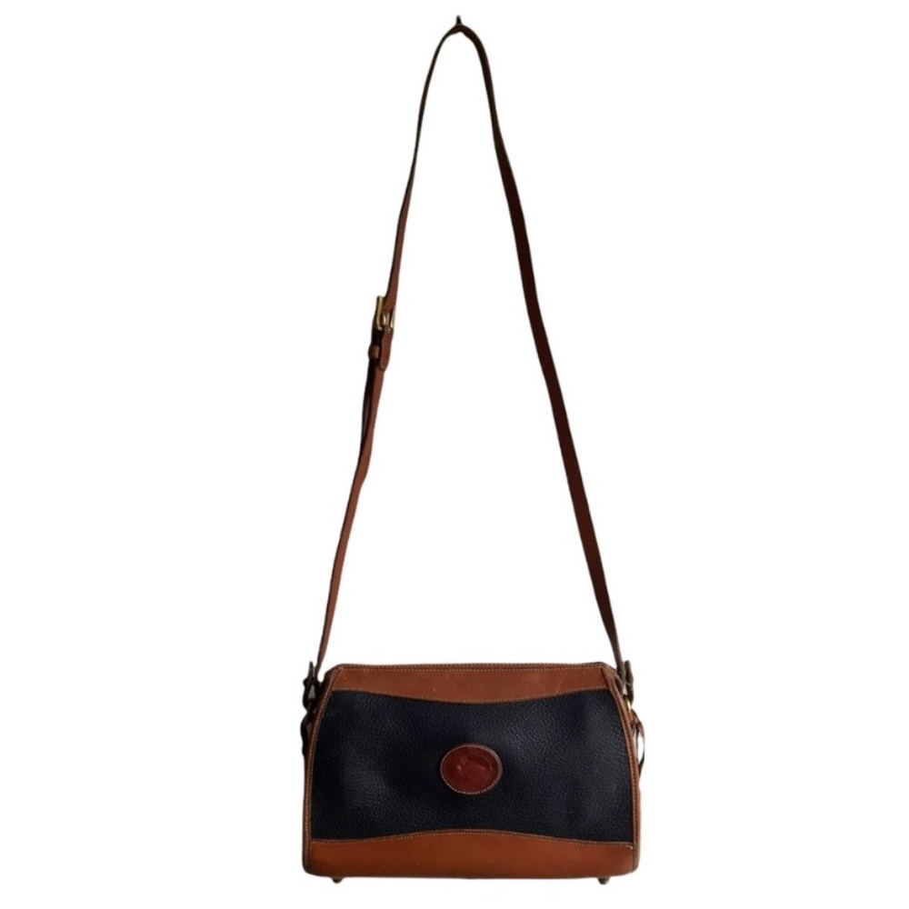 ✨HP✨ Vintage Dooney & Bourke Crossbody‎ Bag Zip Top Shoulder Bag